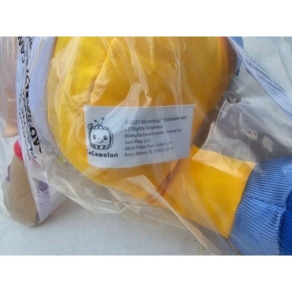 Cocomelon Roto Plush hide & Go Seek In The Snow JJ Doll - Picture 5 of 5